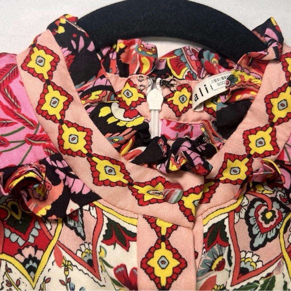 Alice + Olivia Kathy Floral Tiered Mini Dress, Size 6 - Picture 16 of 16